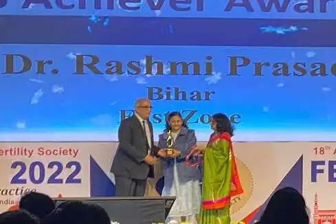 Dr.Rashmi Prasad Health Icon Award